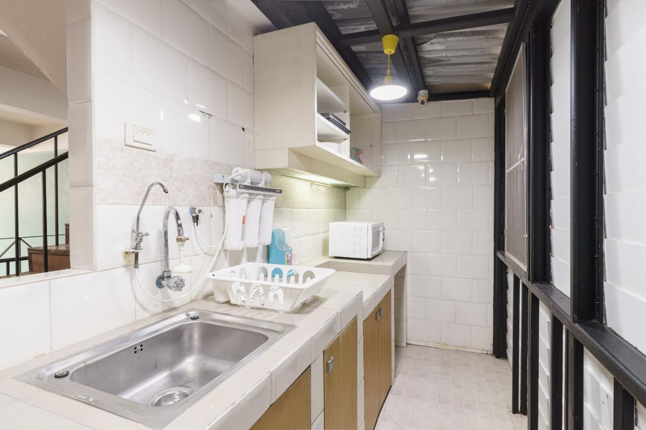 99 Hostel Khaosan 방콕 외부 사진