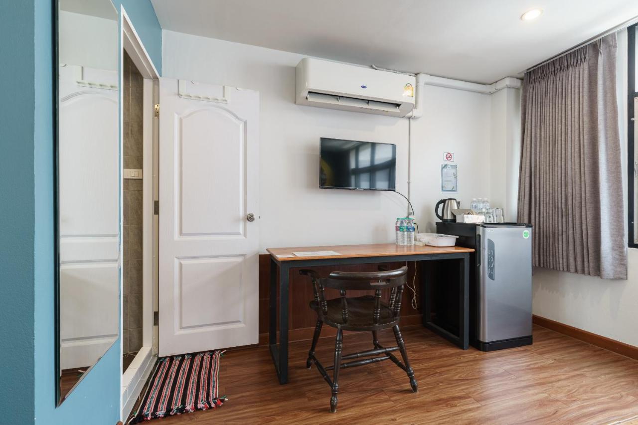 99 Hostel Khaosan 방콕 외부 사진