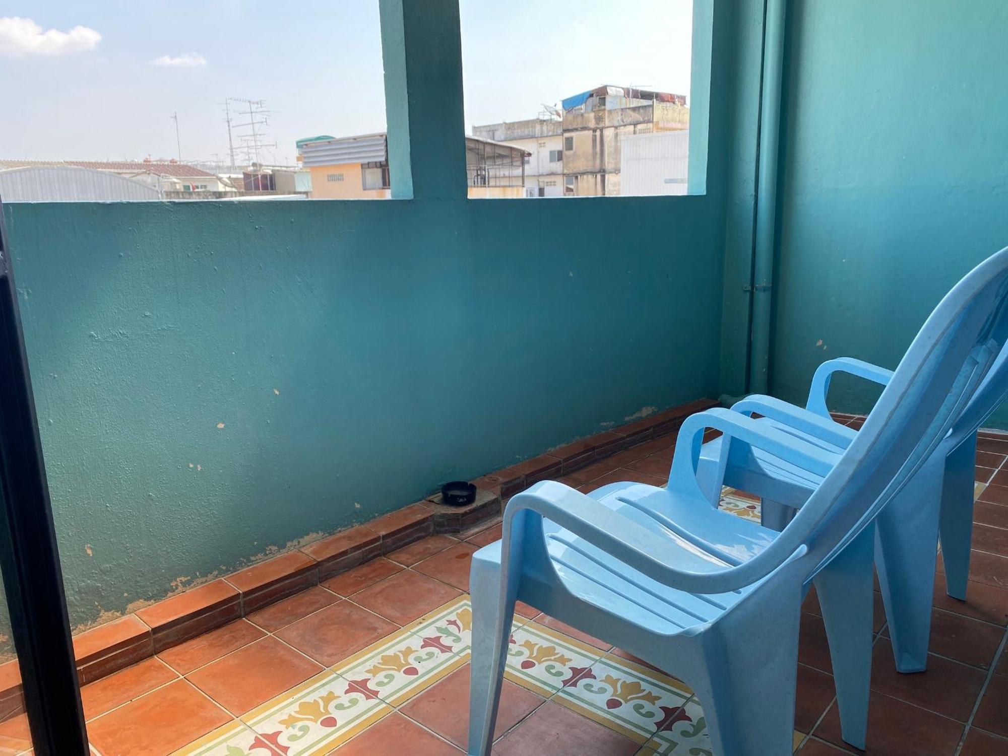 99 Hostel Khaosan 방콕 외부 사진